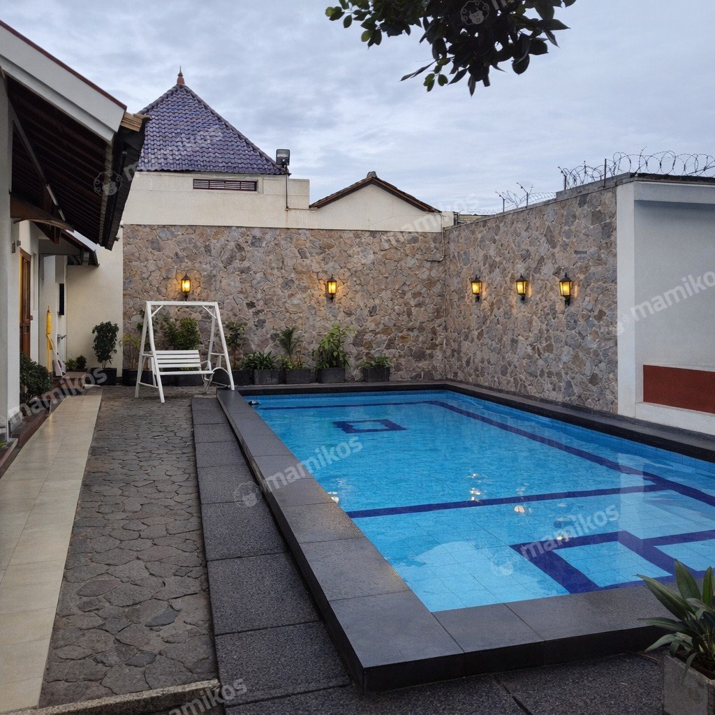 Rumah Sertifikat SHM 11 Kamar Tidur 10 Kamar Mandi Kemang Jakarta Selatan - Photo 3