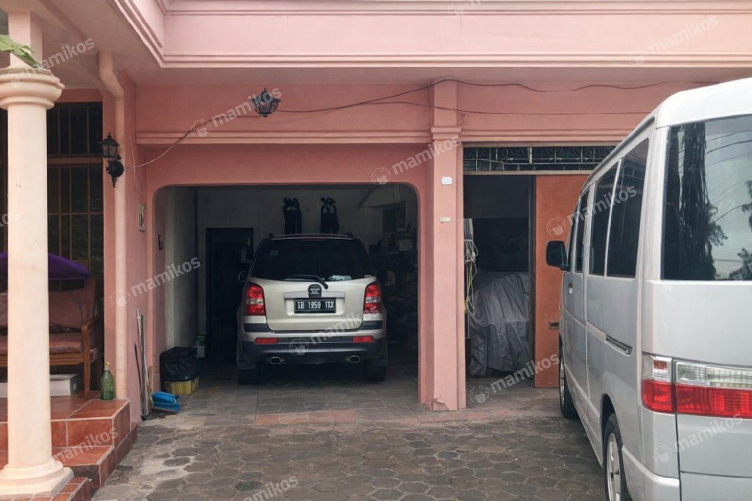 Rumah Sertifikat SHM 5 Kamar Tidur 3 Kamar Mandi Pulomas Jakarta Timur