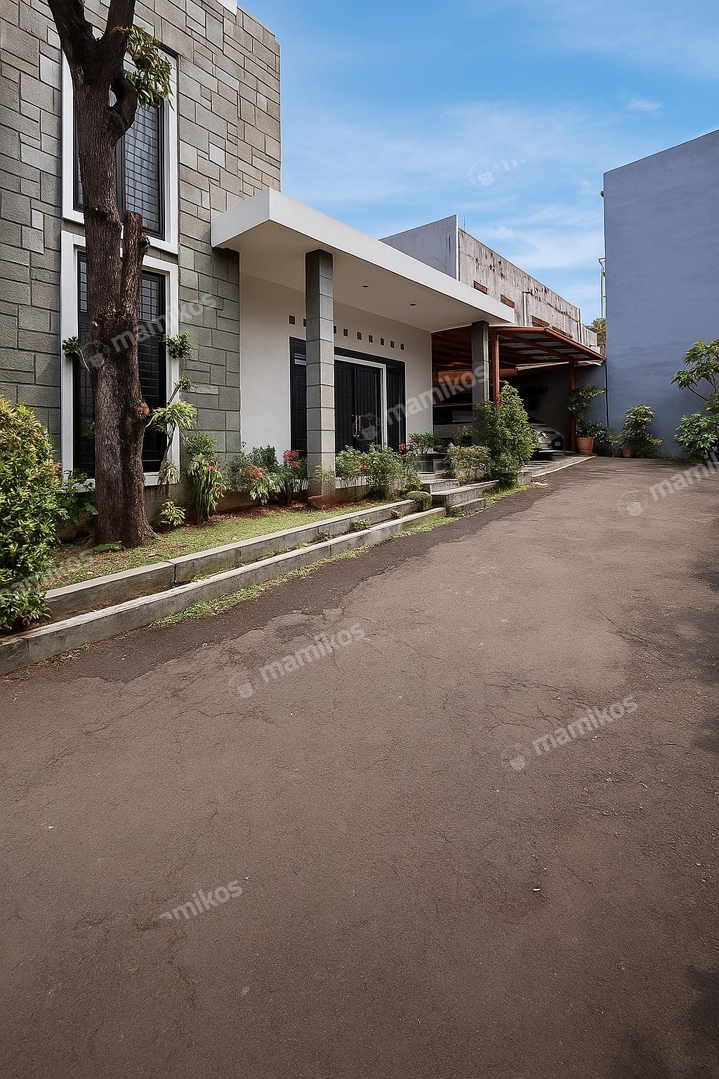 Rumah Sertifikat SHM 5 Kamar Tidur 4 Kamar Mandi Tebet Jakarta Selatan - Photo 2