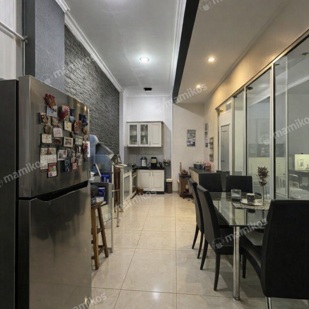 Rumah Sertifikat SHM 4 Kamar Tidur 4 Kamar Mandi Tomang Jakarta Barat - Photo 2