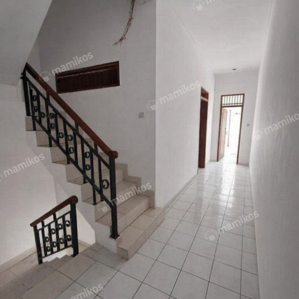 Rumah Sertifikat SHM 4 Kamar Tidur 2 Kamar Mandi Sunter Jakarta Utara - Photo 5