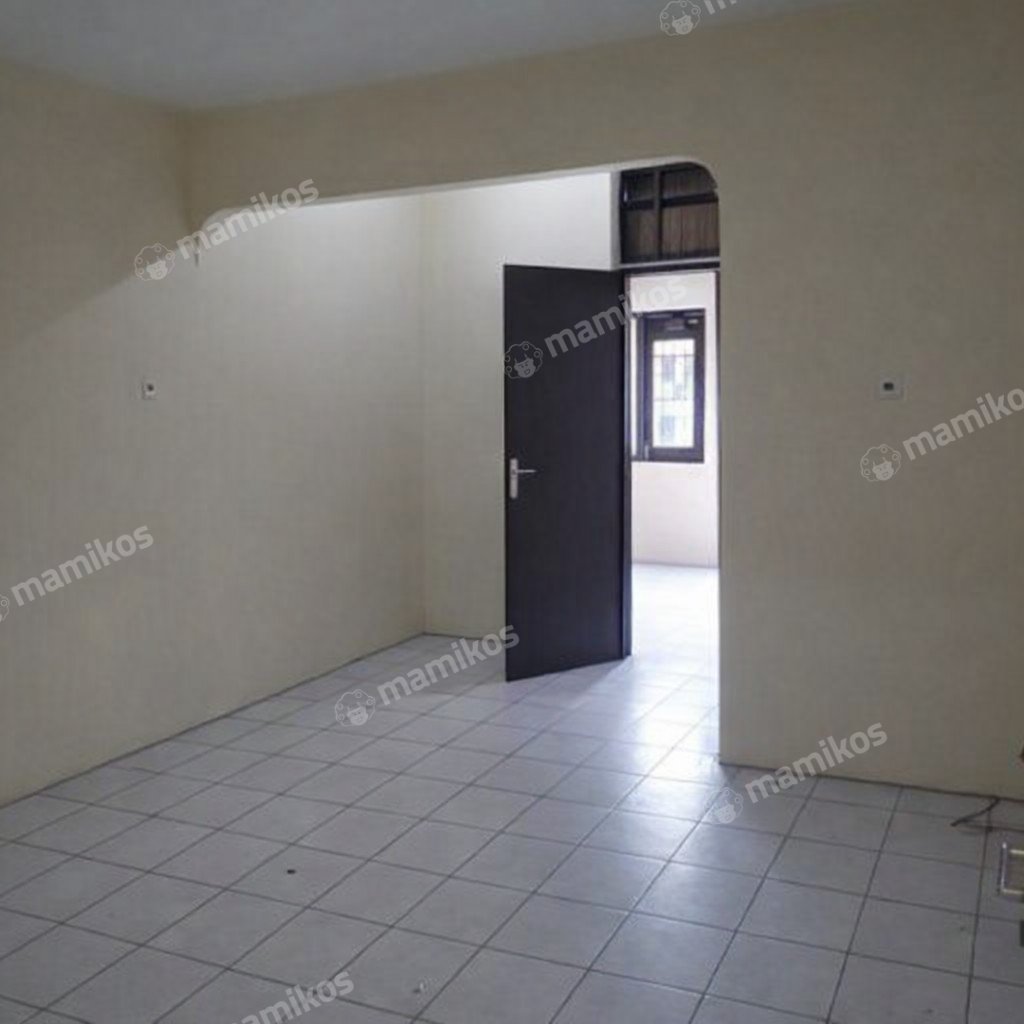 Rumah 2 Kamar Tidur 2 Kamar Mandi 2 Lantai Taman Palem Jakarta Barat - Photo 3