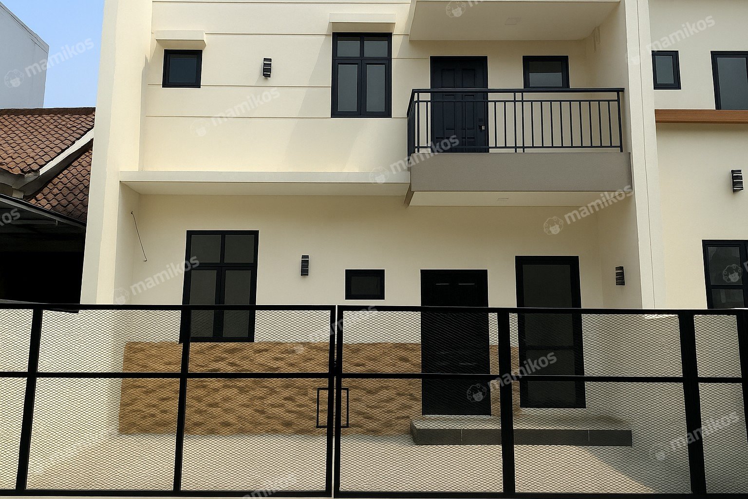 Rumah 3 Kamar Tidur 3 Kamar Mandi 2 Lantai Metland Puri Jakarta Barat
