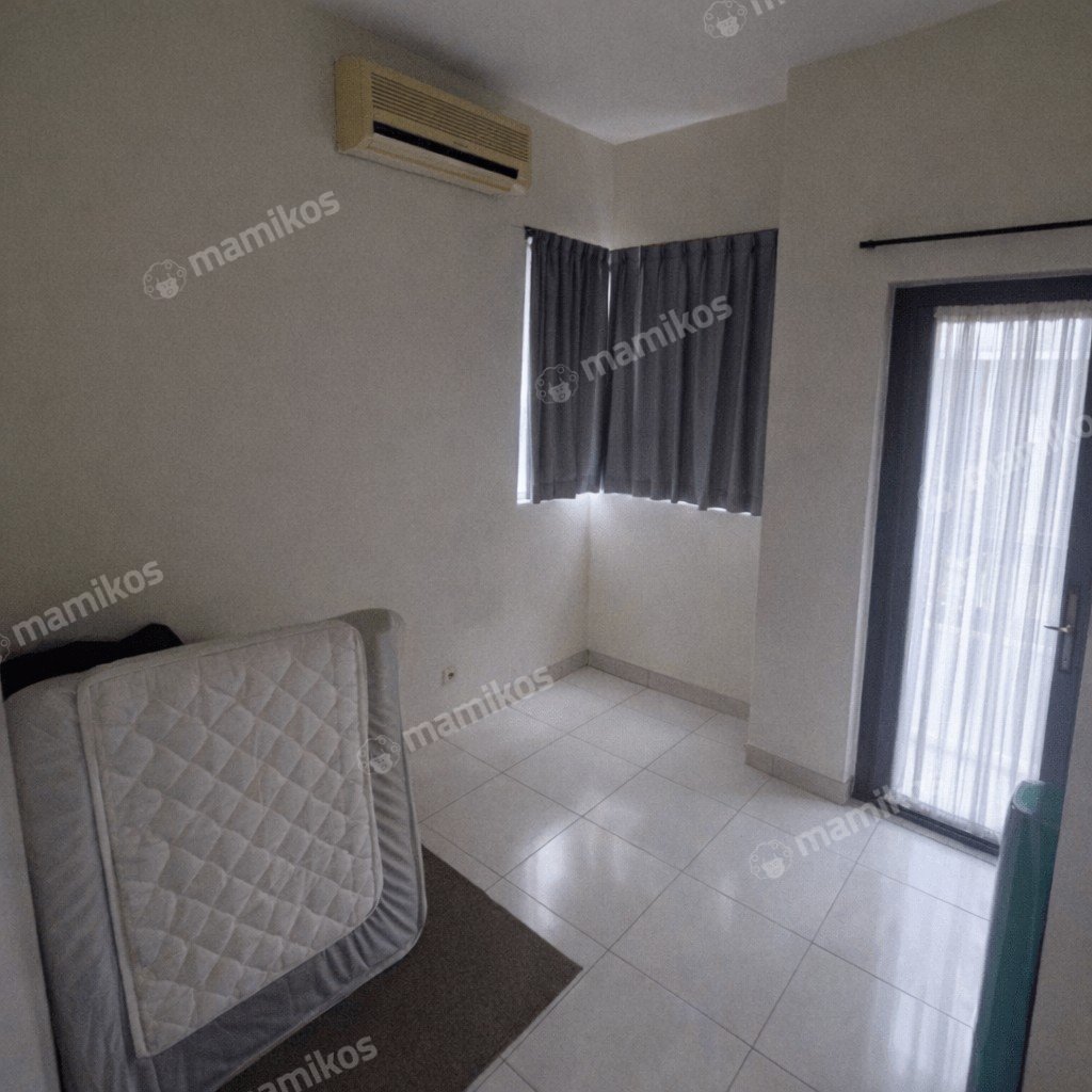 Rumah Sertifikat SHM 4 Kamar Tidur 2 Kamar Mandi Cakung Jakarta Timur - Photo 3