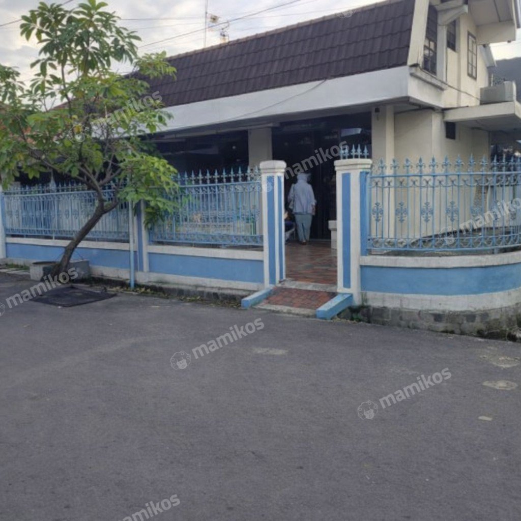 Rumah Sertifikat SHM 9 Kamar Tidur 4 Kamar Mandi Rawamangun Jakarta Timur - Photo 2