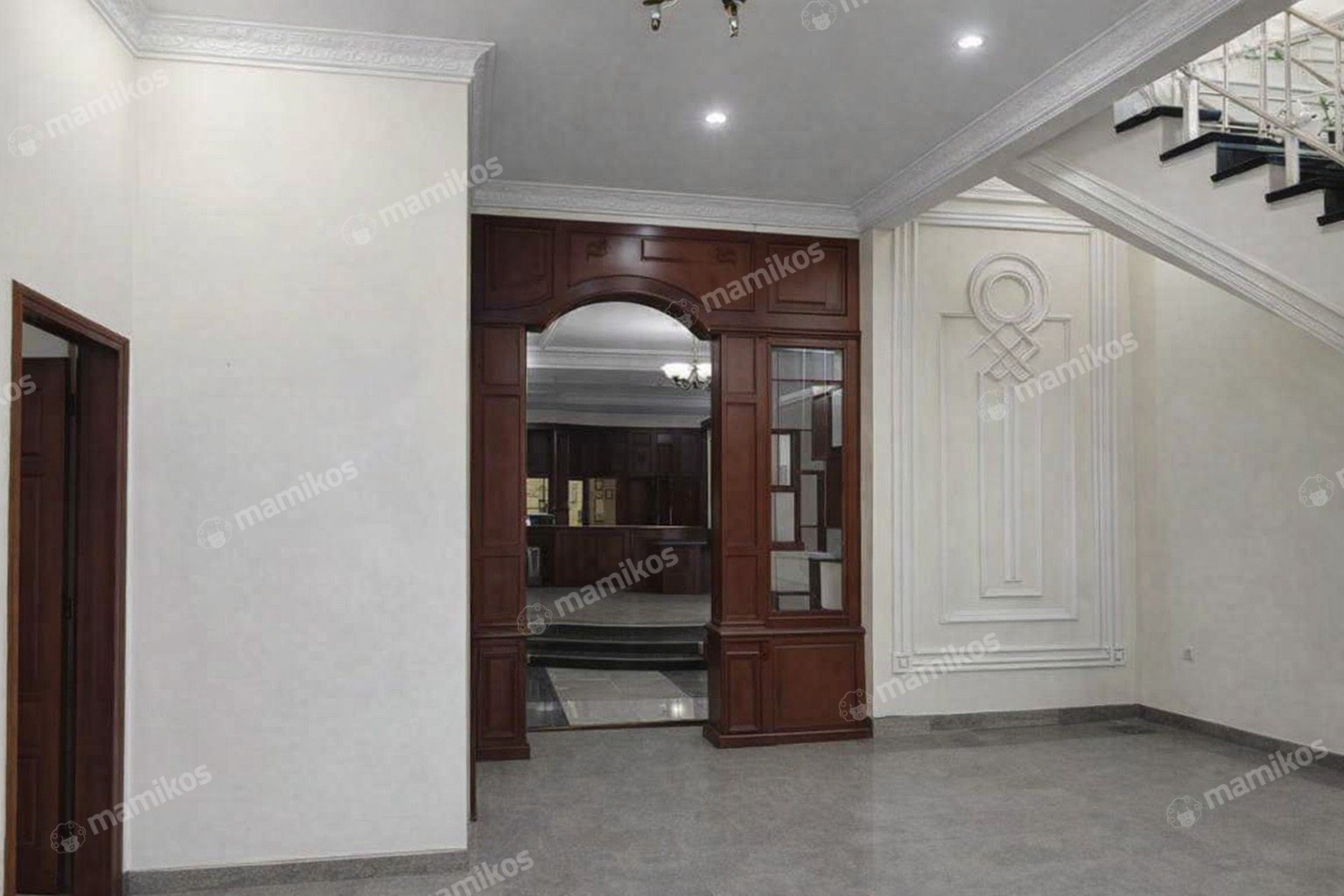 Rumah Sertifikat SHM 5 Kamar Tidur 6 Kamar Mandi Pantai Indah Kapuk Jakarta Utara