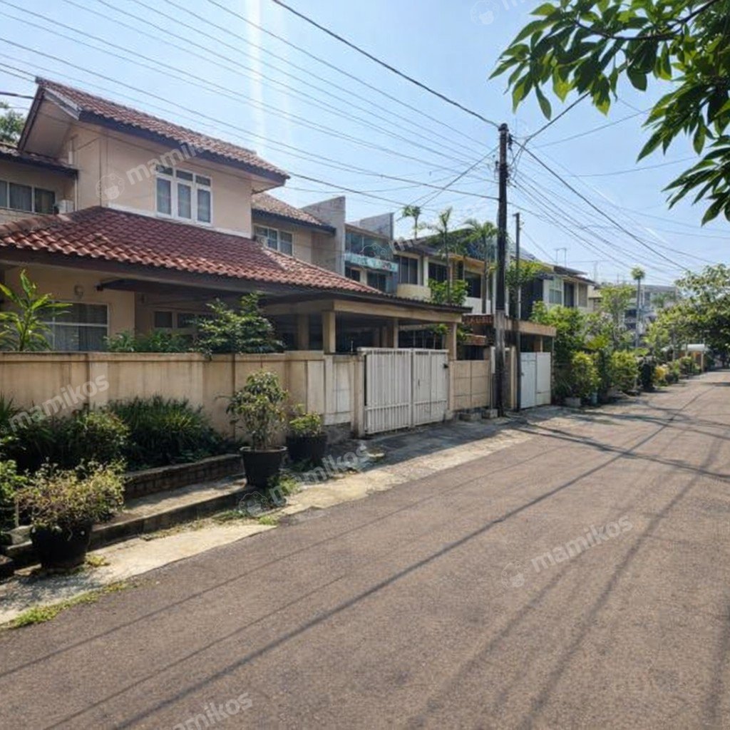 Rumah Sertifikat SHM 5 Kamar Tidur 4 Kamar Mandi Tebet Jakarta Selatan - Photo 3