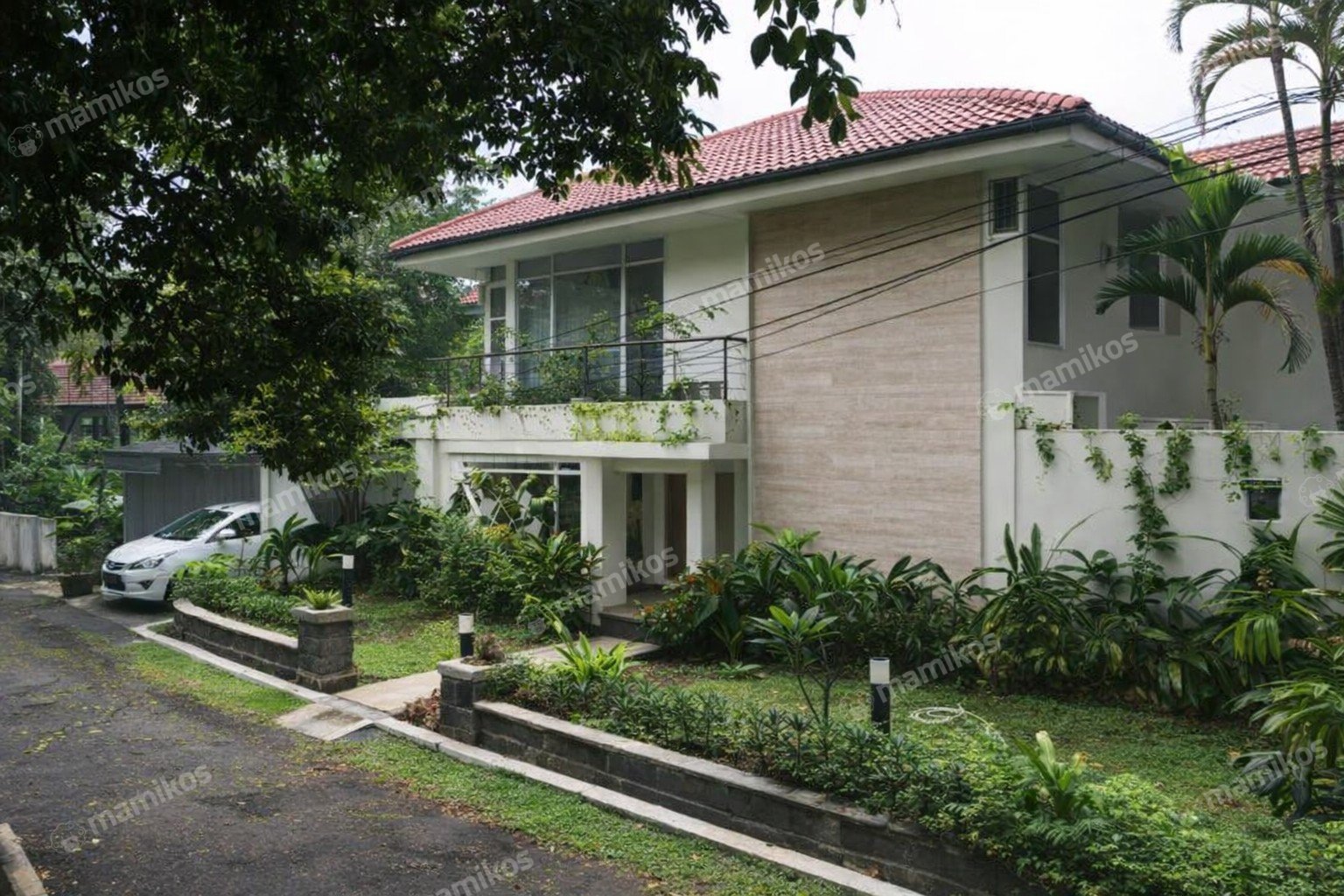 Rumah Sertifikat SHM 4 Kamar Tidur 4 Kamar Mandi Ampera Jakarta Selatan