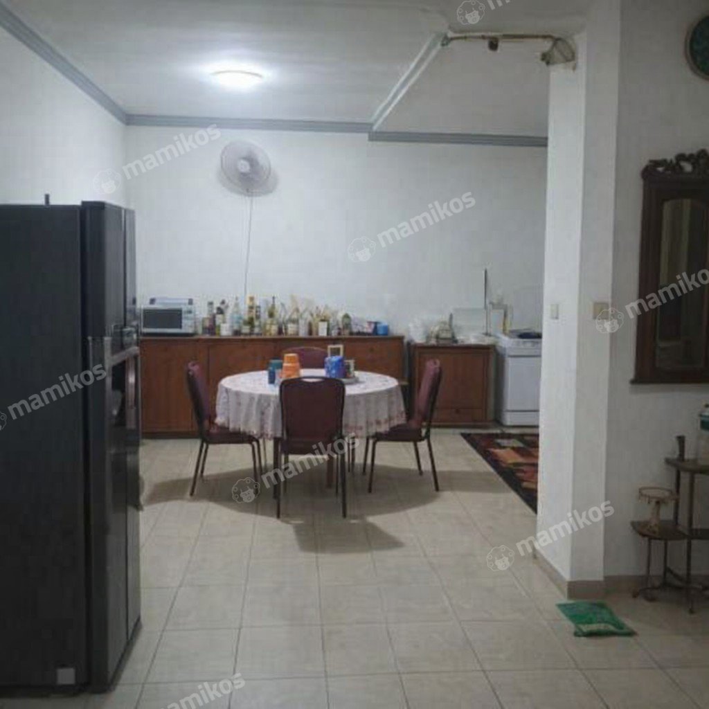 Rumah Sertifikat SHM 4 Kamar Tidur 4 Kamar Mandi Condet Jakarta Timur - Photo 4
