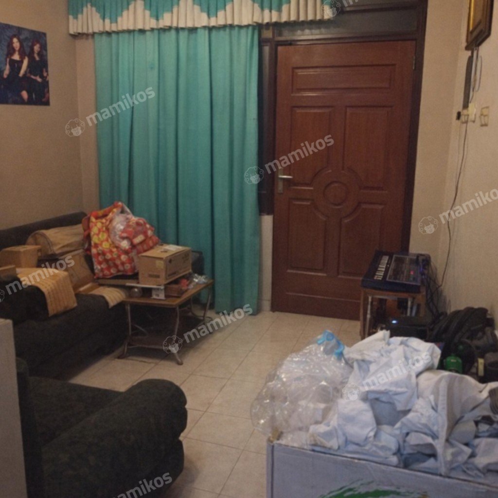 Rumah Sertifikat SHM 3 Kamar Tidur 3 Kamar Mandi Tanjung Duren Jakarta Barat - Photo 2