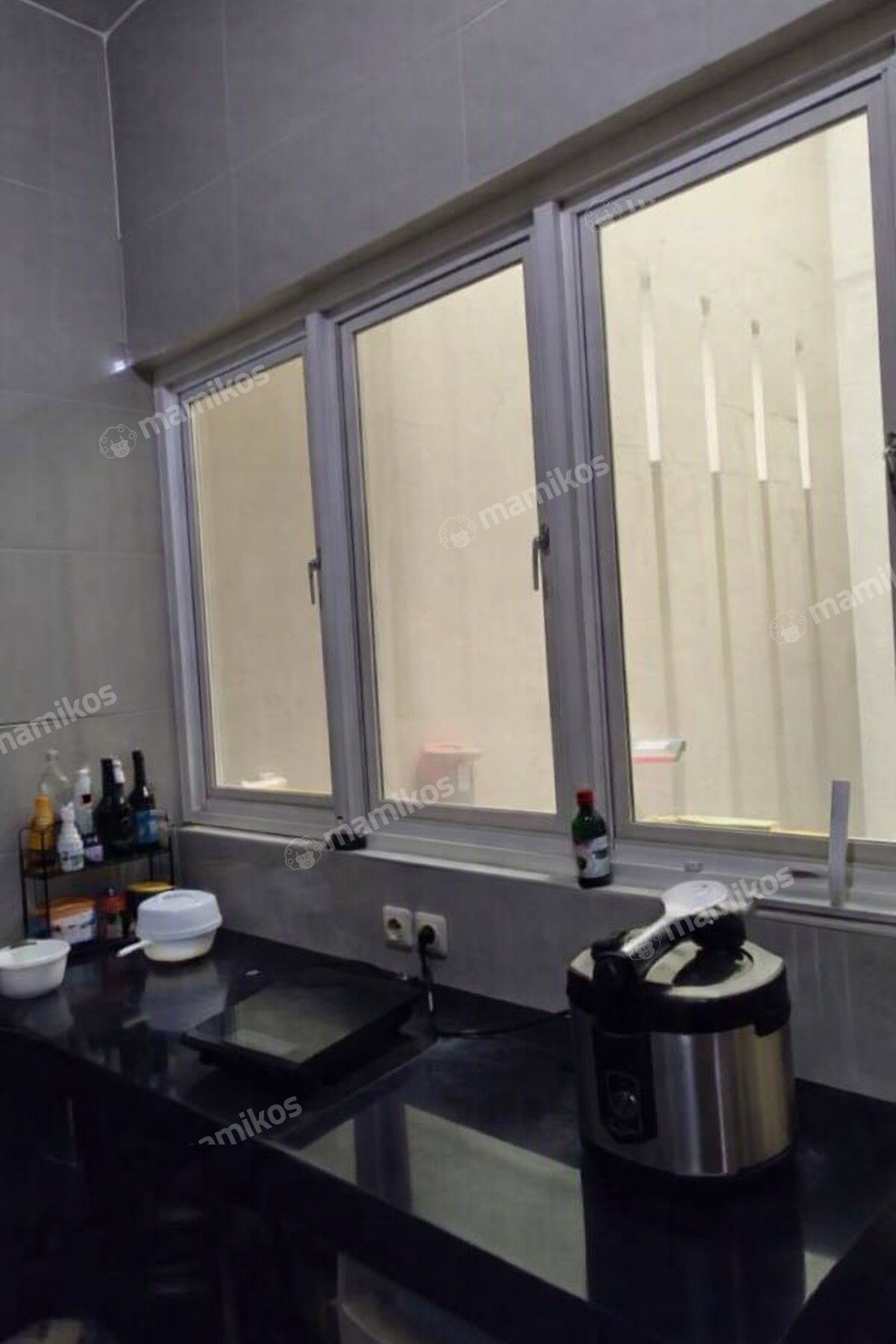 Rumah Sertifikat SHM 4 Kamar Tidur 4 Kamar Mandi Taman Grisenda Jakarta Utara - Photo 2