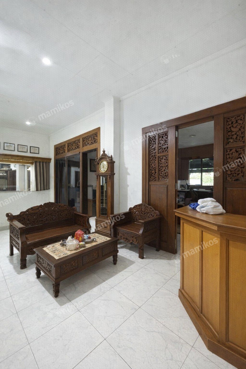 Rumah Sertifikat SHM 6 Kamar Tidur 3 Kamar Mandi Jatinegara Jakarta Timur - Photo 2