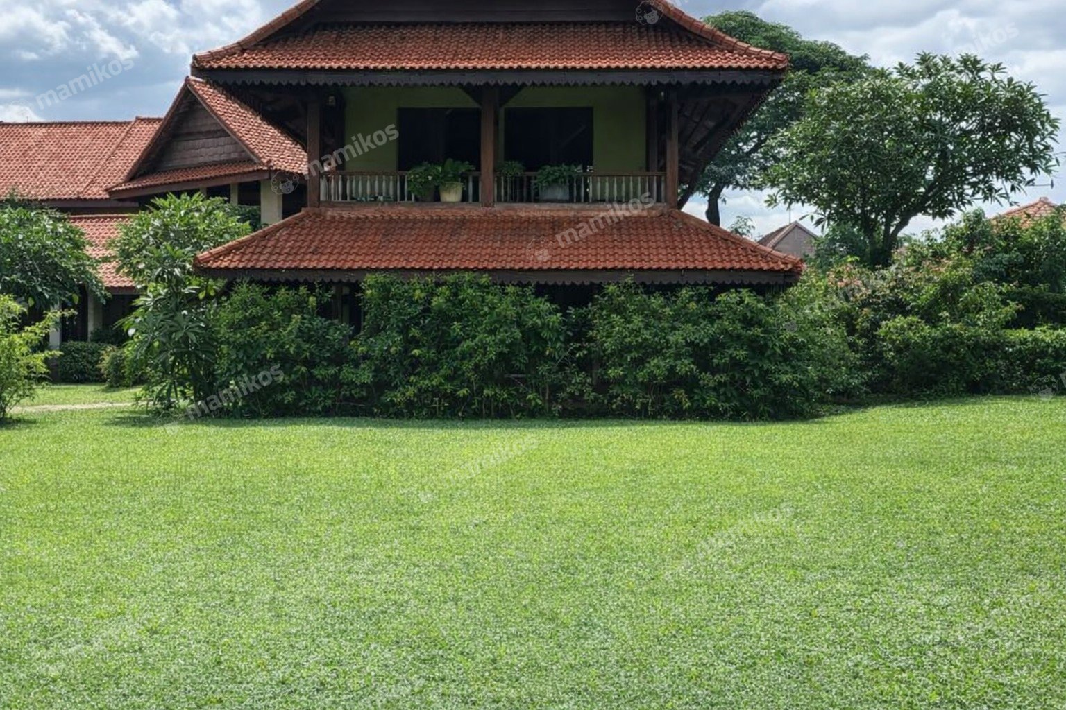 Rumah Sertifikat SHM 5 Kamar Tidur 5 Kamar Mandi Cirendeu Jakarta Selatan