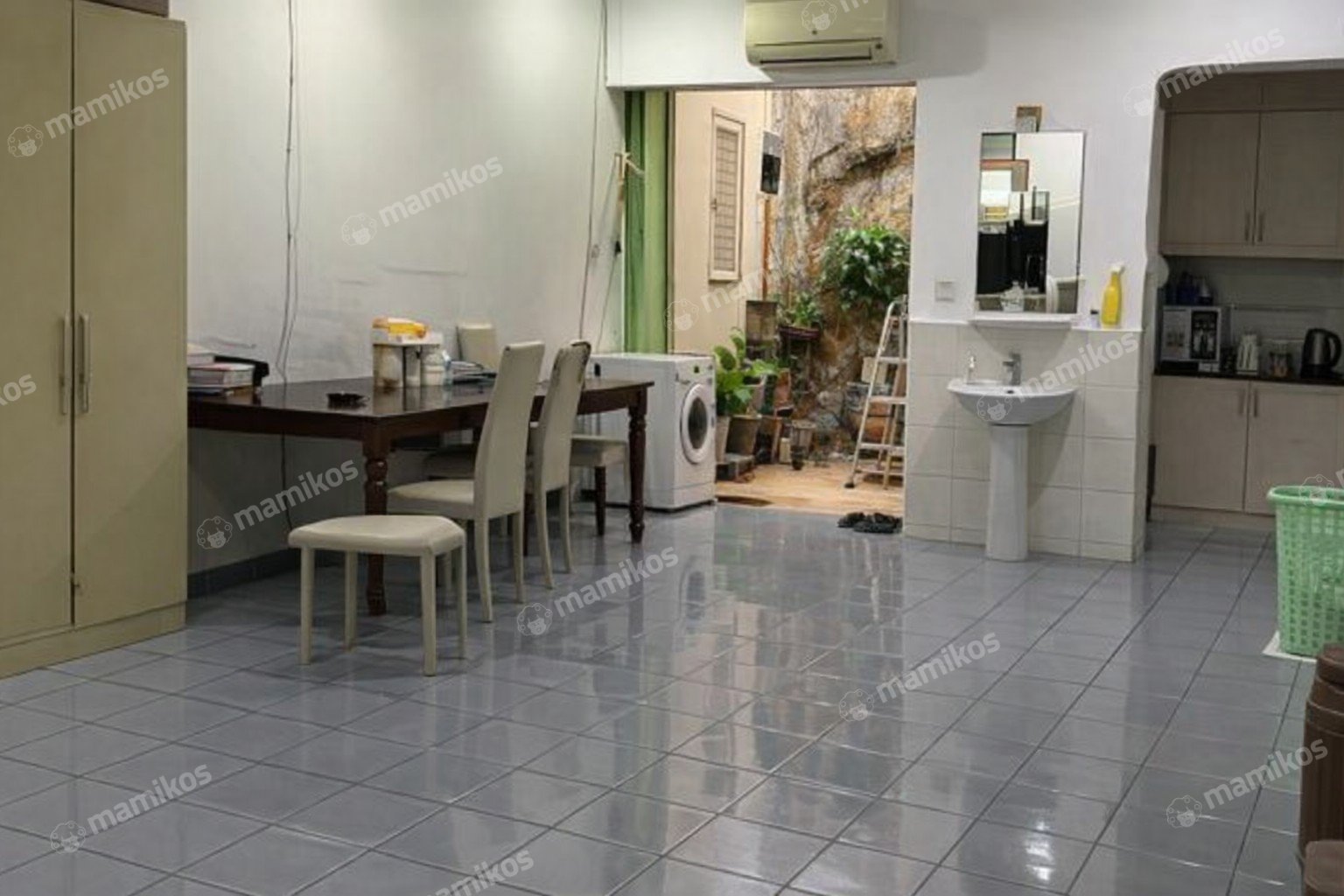 Rumah Sertifikat SHM 3 Kamar Tidur 2 Kamar Mandi Joglo Jakarta Barat