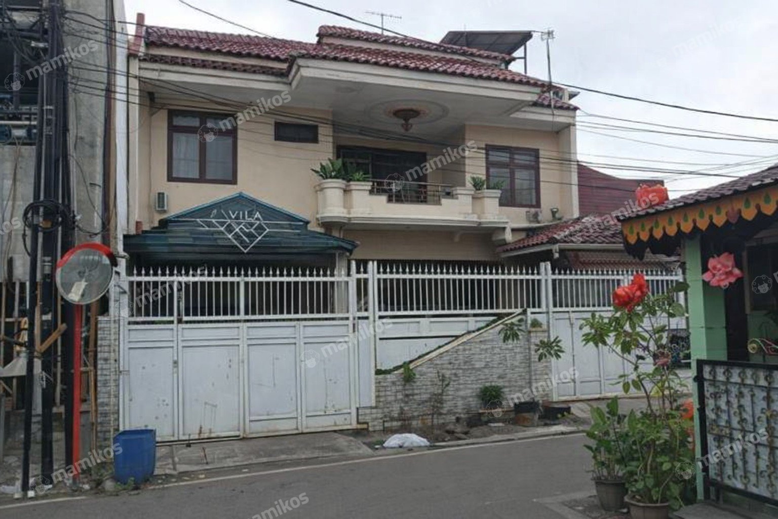 Rumah Sertifikat SHM 6 Kamar Tidur 4 Kamar Mandi Duren Sawit Jakarta Timur