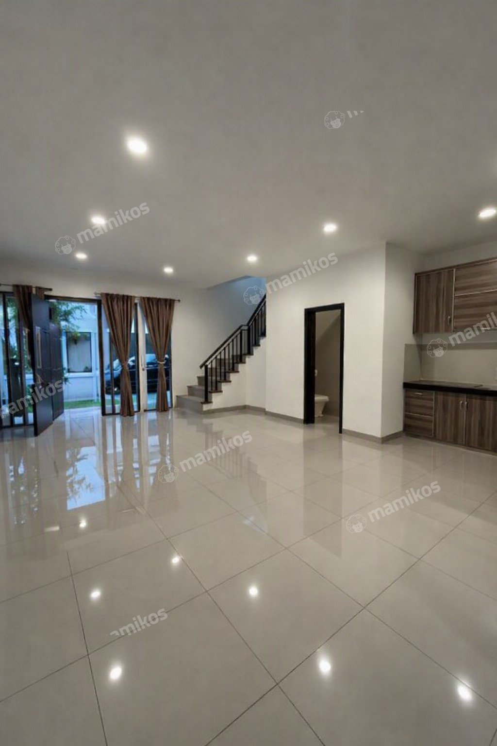 Rumah Baru 3 Kamar Tidur 3 Kamar Mandi Pantai Indah Kapuk 2 Jakarta Utara - Photo 4