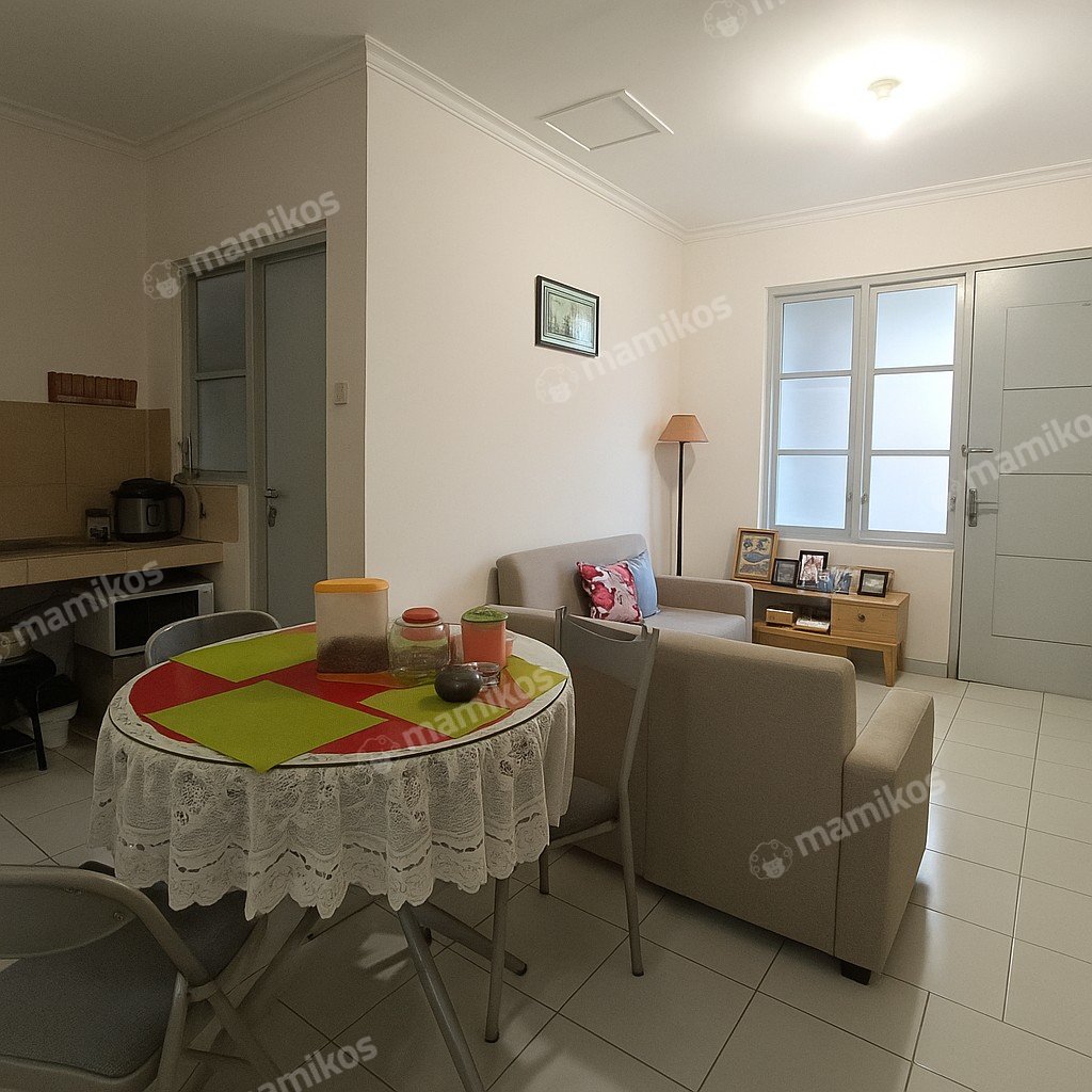 Rumah Sertifikat SHM 3 Kamar Tidur 2 Kamar Mandi Kota Wisata Jakarta Timur - Photo 5