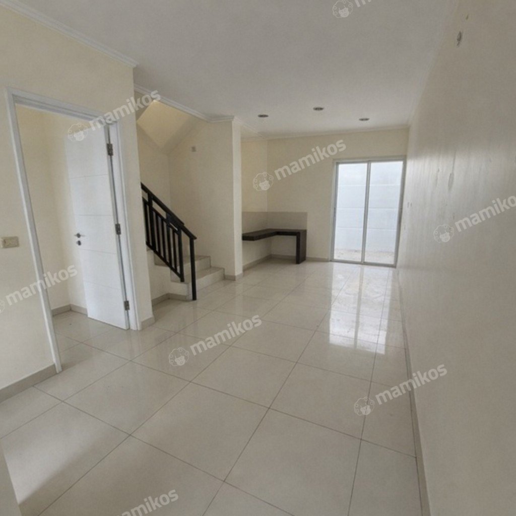 Rumah Sertifikat SHM 4 Kamar Tidur 3 Kamar Mandi Green Lake City Jakarta Barat - Photo 2