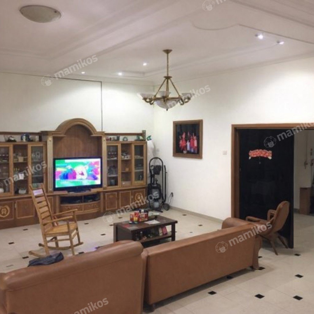 Rumah Sertifikat SHM 4 Kamar Tidur 3 Kamar Mandi Taman Palem Jakarta Barat - Photo 4