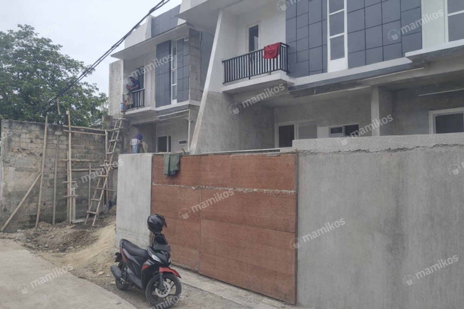 Rumah Baru Sertifikat SHM 4 Kamar Tidur Jatiwaringin Jakarta Timur - Photo 3