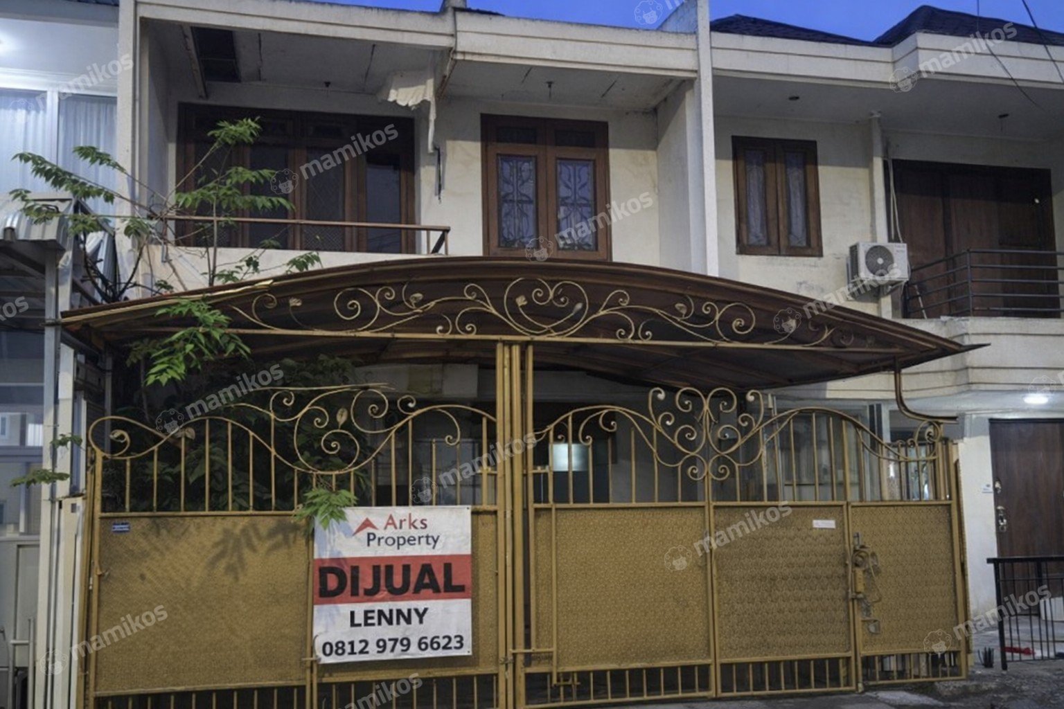 Rumah Sertifikat HGB 3 Kamar Tidur 2 Kamar Mandi Taman Palem Jakarta Barat