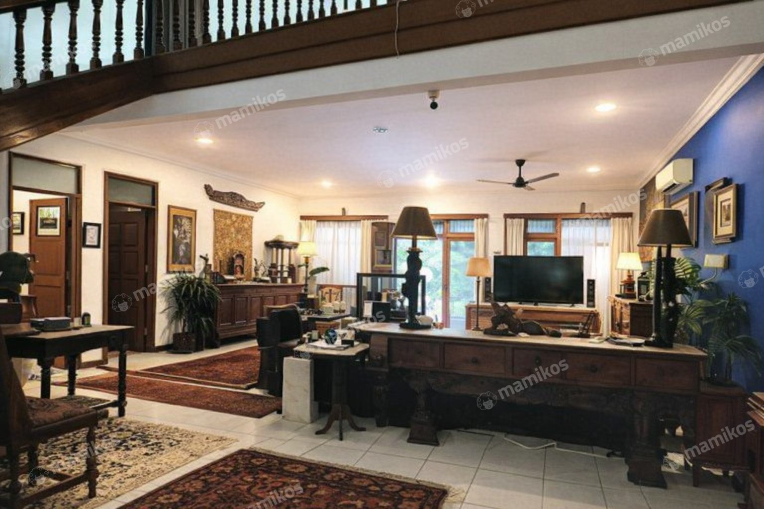 Rumah Sertifikat SHM 5 Kamar Tidur 4 Kamar Mandi Kemang Jakarta Selatan