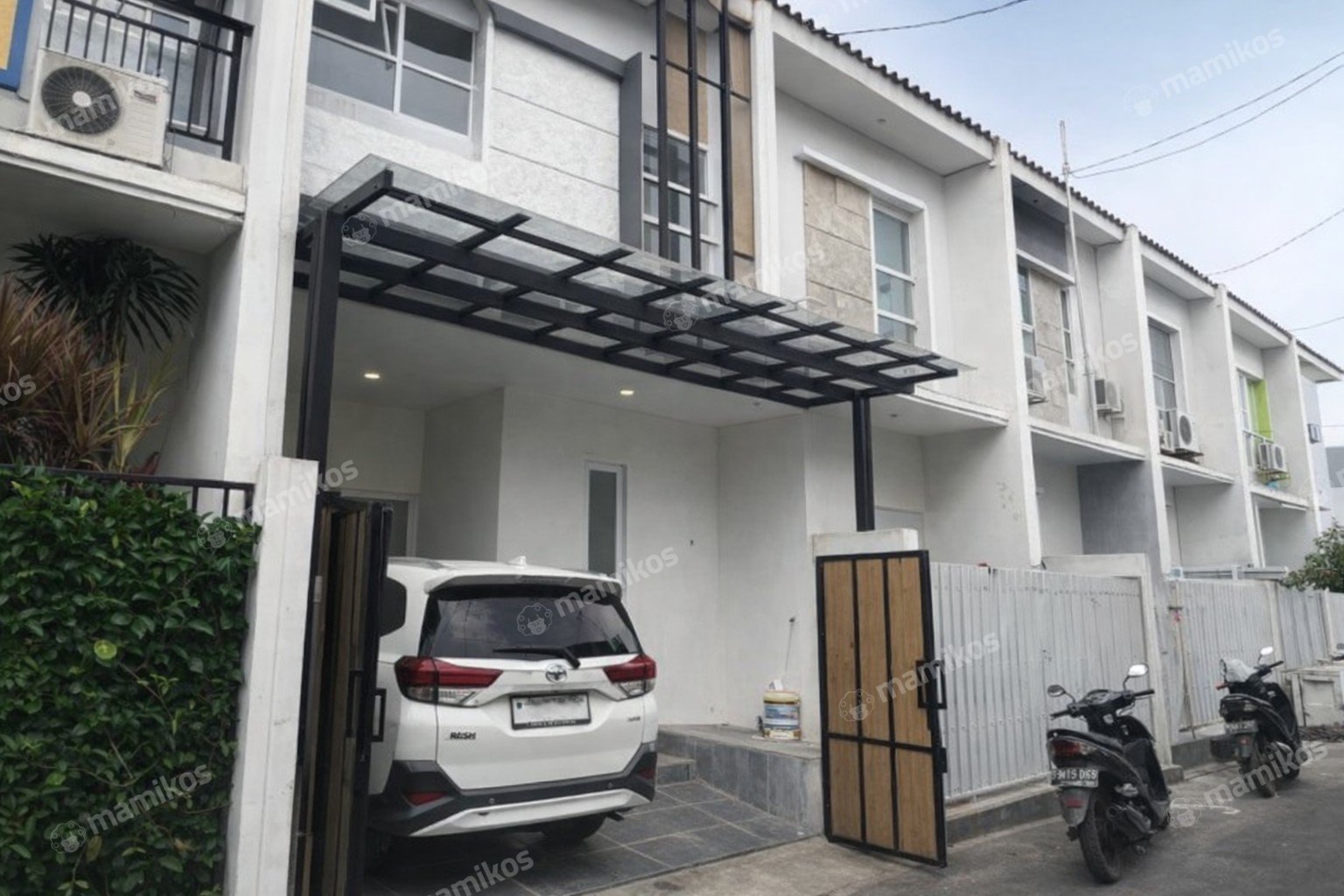 Rumah Sertifikat SHM 4 Kamar Tidur 3 Kamar Mandi Rawa Buaya Jakarta Barat