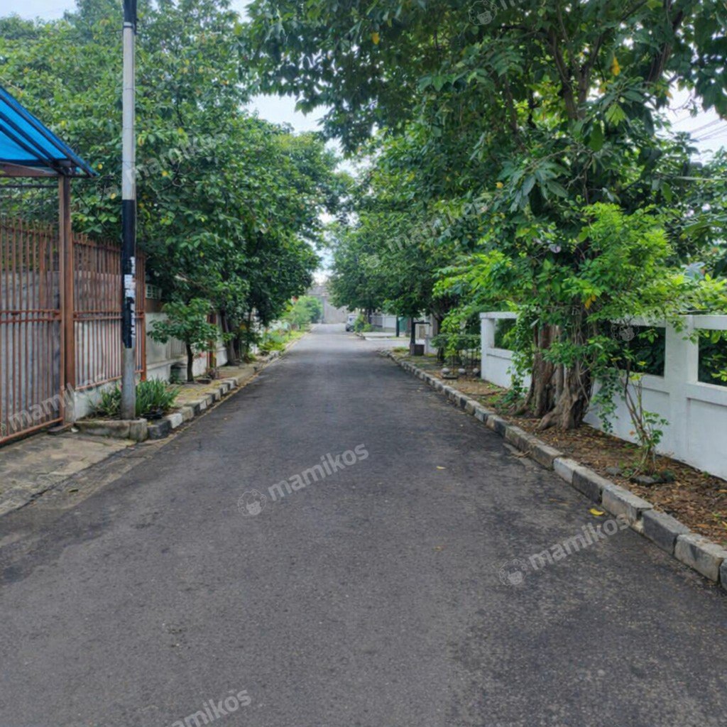 Rumah Sertifikat SHM 4 Kamar Tidur 4 Kamar Mandi Kayu Putih Jakarta Timur - Photo 5