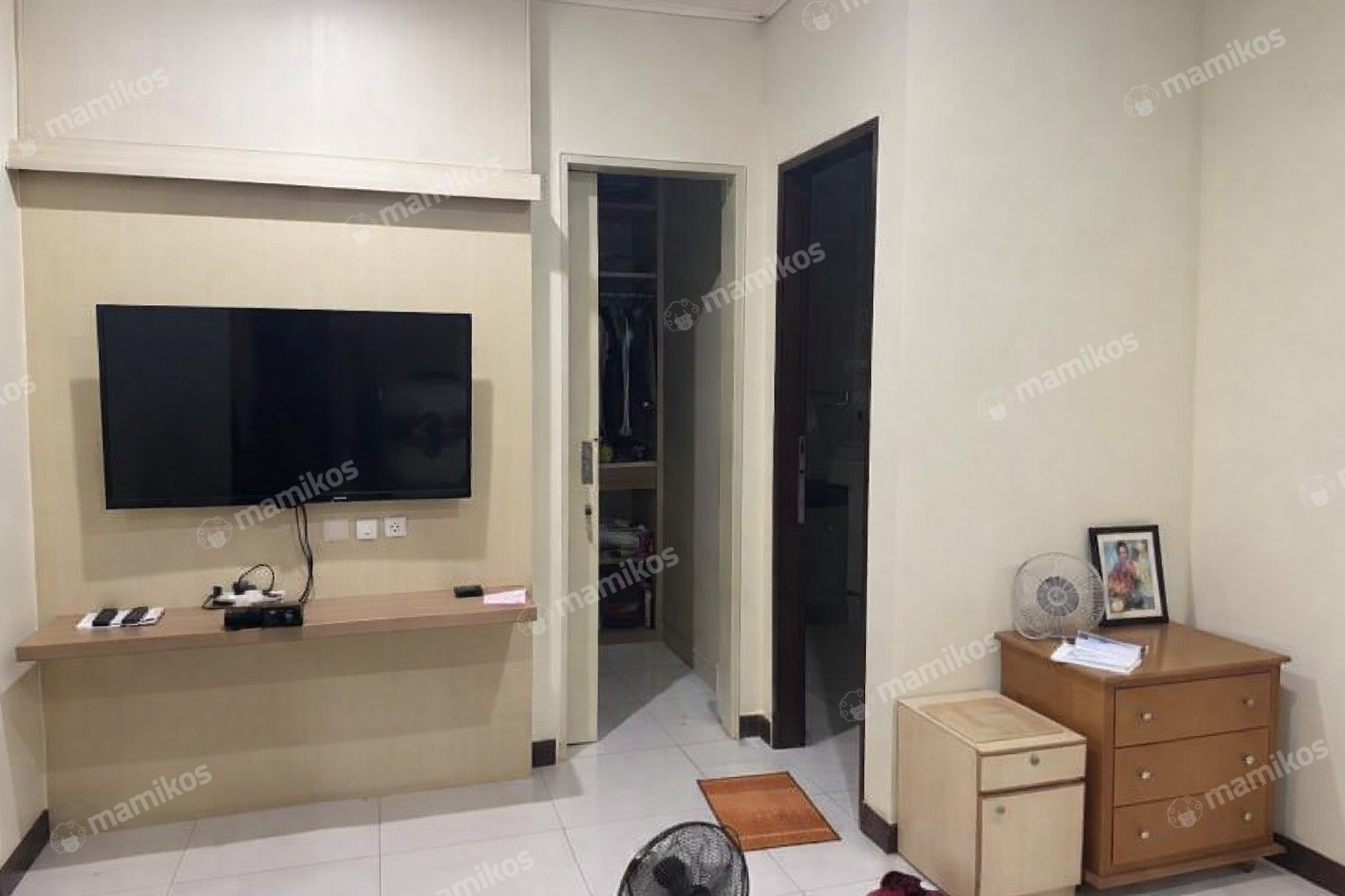 Rumah 8 Kamar Tidur 6 Kamar Mandi 3 Lantai Muara Karang Jakarta Utara - Photo 5