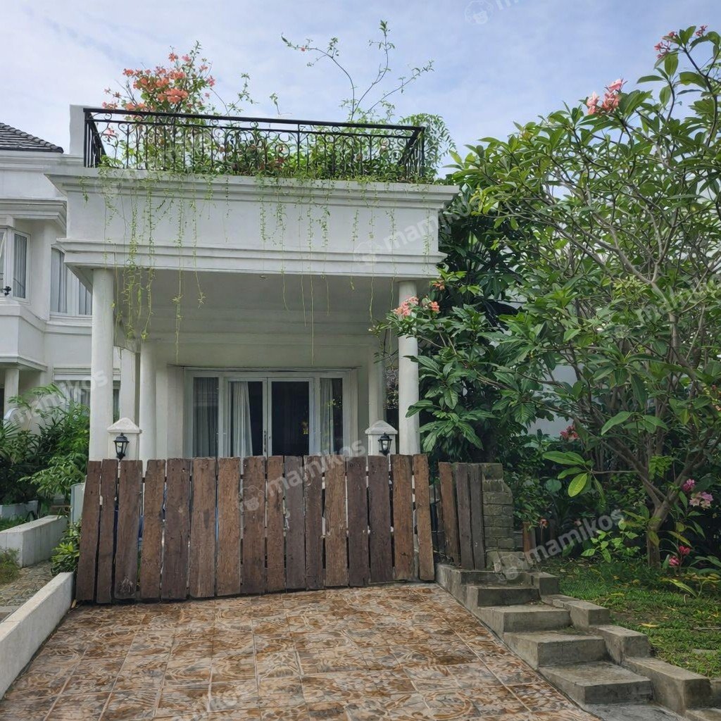 Rumah Sertifikat SHM 5 Kamar Tidur 4 Kamar Mandi Legenda Wisata Jakarta Timur - Photo 2