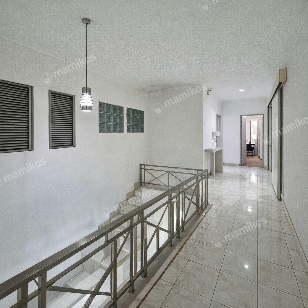 Rumah Sertifikat SHM 9 Kamar Tidur 4 Kamar Mandi Kebayoran Baru Jakarta Selatan - Photo 5