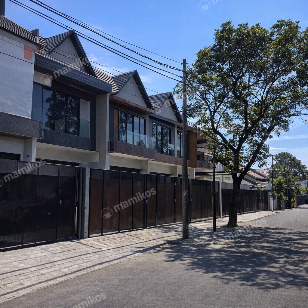 Rumah Sertifikat SHM 3 Kamar Tidur 3 Kamar Mandi Puri Indah Jakarta Barat - Photo 2