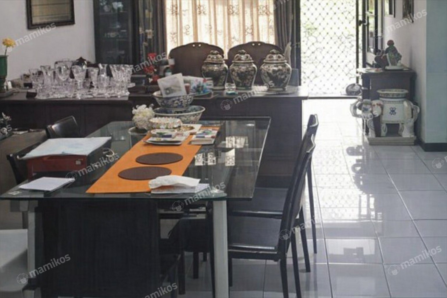 Rumah Sertifikat SHM 5 Kamar Tidur 4 Kamar Mandi Sunter Jakarta Utara