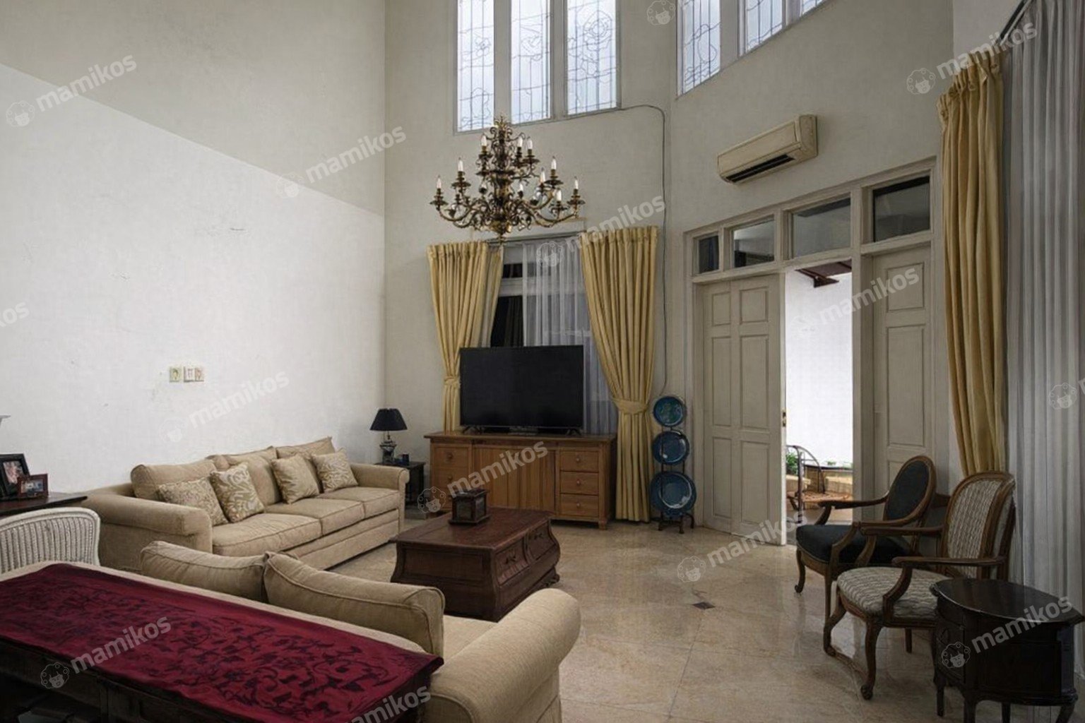 Rumah Sertifikat SHM 5 Kamar Tidur 4 Kamar Mandi Kebayoran Baru Jakarta Selatan