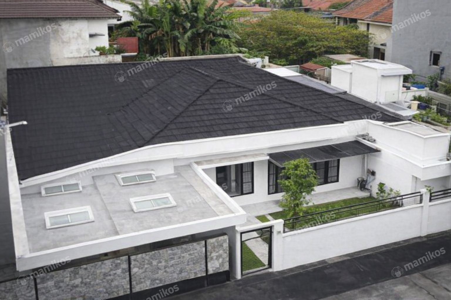 Rumah Sertifikat SHM 4 Kamar Tidur 4 Kamar Mandi Cilandak Jakarta Selatan - Photo 2