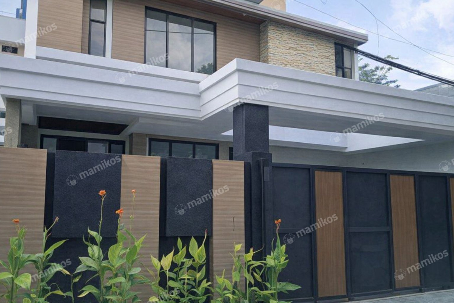 Rumah Sertifikat SHM 4 Kamar Tidur 4 Kamar Mandi Radio Dalam Jakarta Selatan