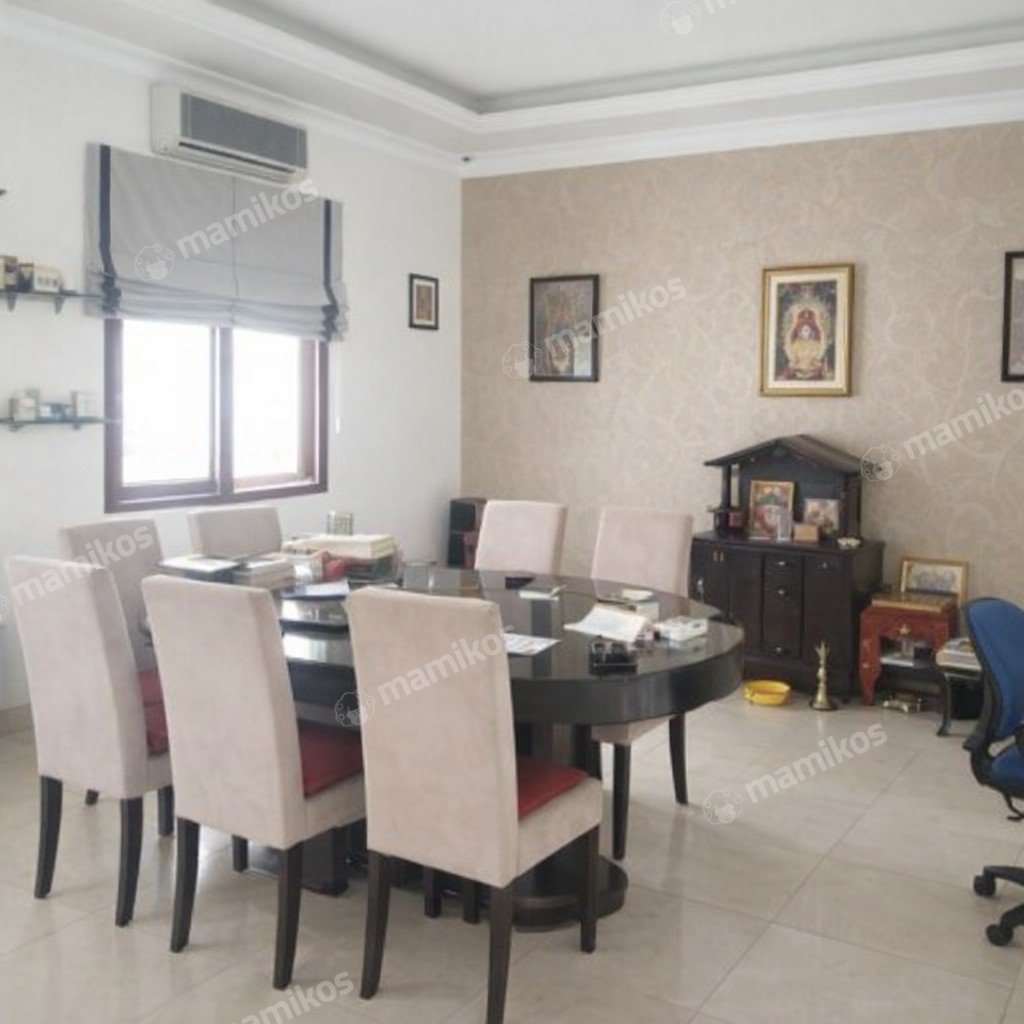 Rumah Sertifikat SHM 3 Kamar Tidur 5 Kamar Mandi Lebak Bulus Jakarta Selatan - Photo 2