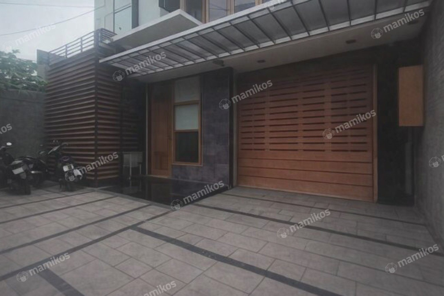 Rumah Sertifikat SHM 4 Kamar Tidur 3 Kamar Mandi Kebayoran Baru Jakarta Selatan