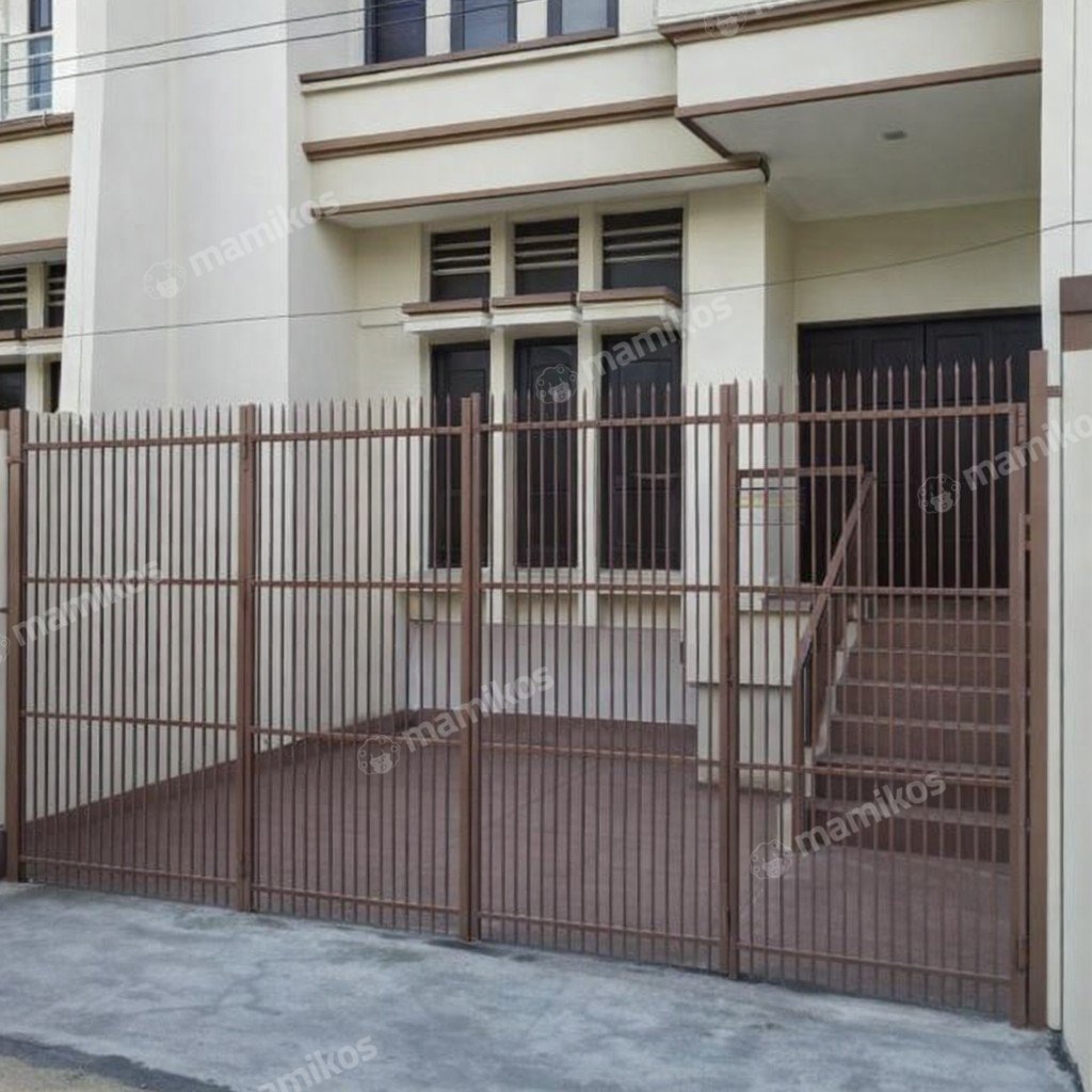 Rumah Sertifikat SHM 3 Kamar Tidur 3 Kamar Mandi Duri Kepa Jakarta Barat - Photo 2