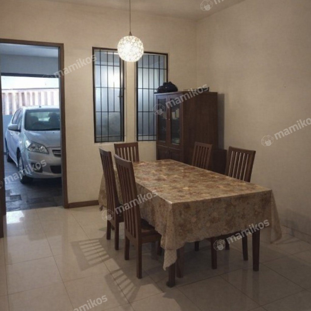 Rumah Sertifikat SHM 7 Kamar Tidur 4 Kamar Mandi Tanjung Duren Utara Jakarta Barat - Photo 2