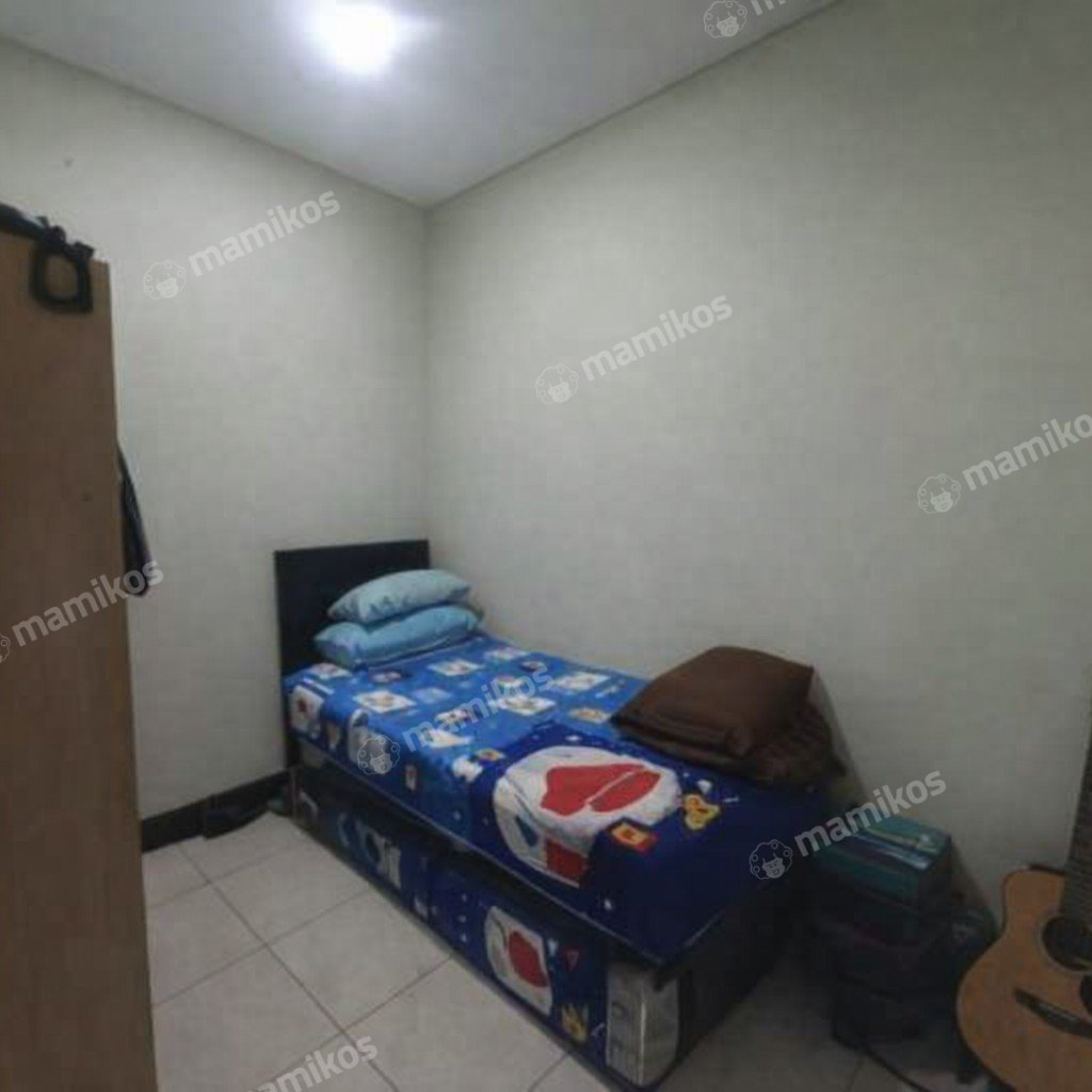 Rumah Sertifikat SHM 6 Kamar Tidur 3 Kamar Mandi Cipayung Jakarta Timur - Photo 3
