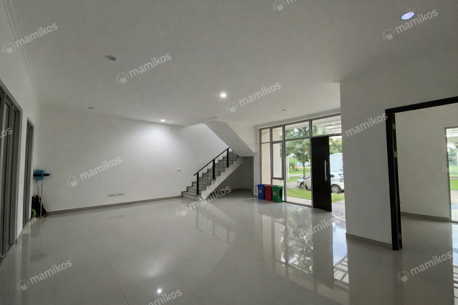 Rumah 4 Kamar Tidur 4 Kamar Mandi 2 Lantai Pantai Indah Kapuk 2 Jakarta Utara - Photo 5