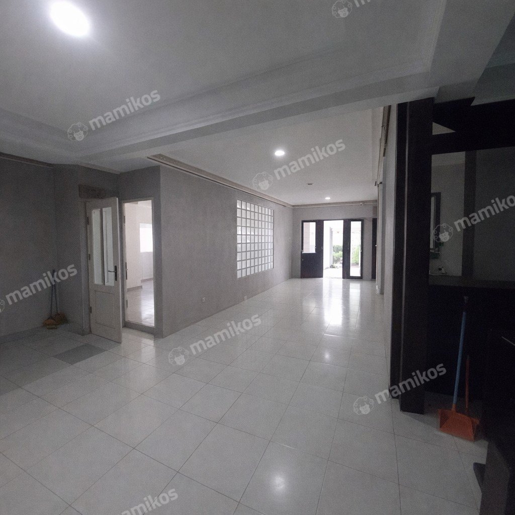 Rumah Sertifikat SHM 4 Kamar Tidur 3 Kamar Mandi Bintaro Jakarta Selatan - Photo 4