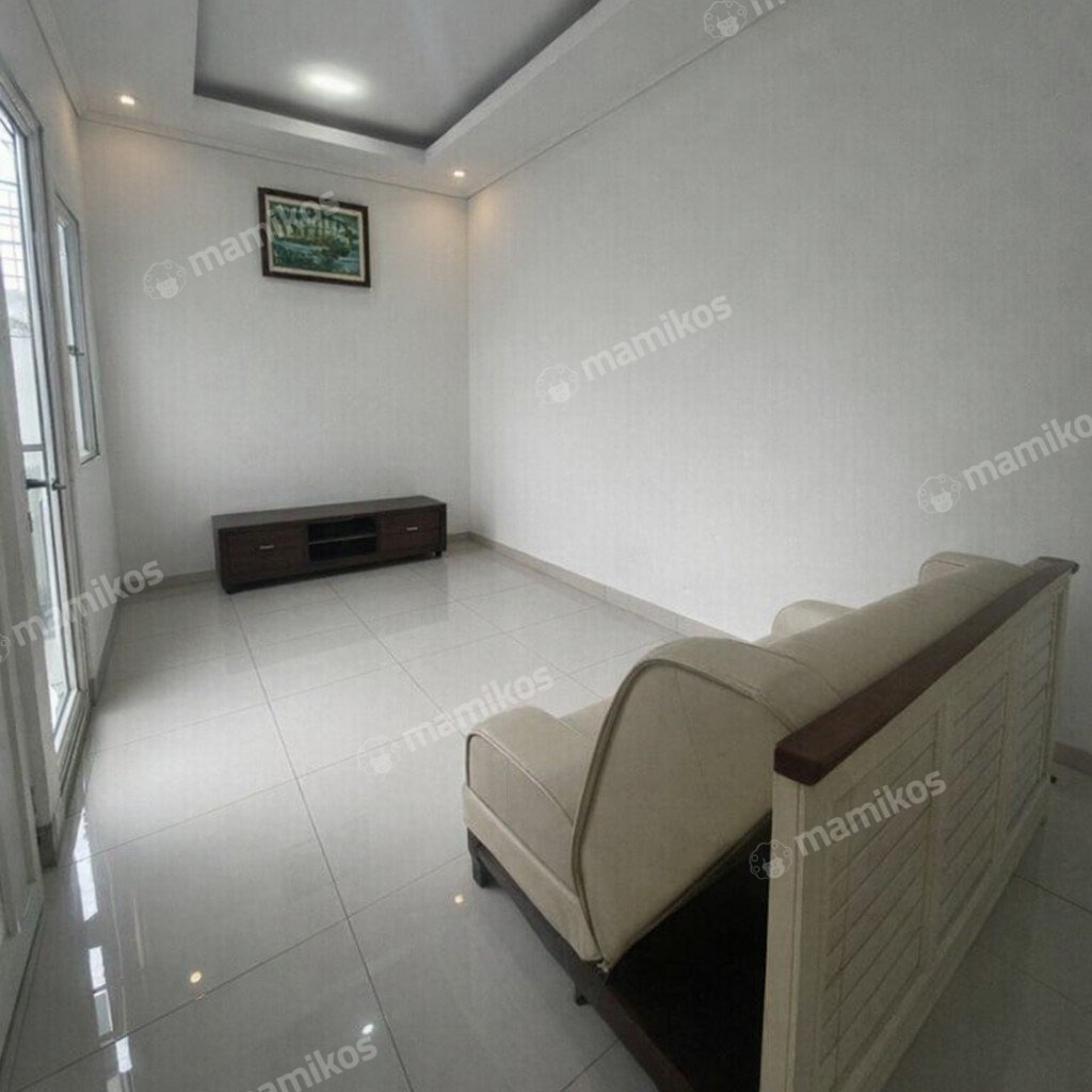 Rumah Sertifikat SHM 2 Kamar Tidur 2 Kamar Mandi Citra Grand Jakarta Timur - Photo 3