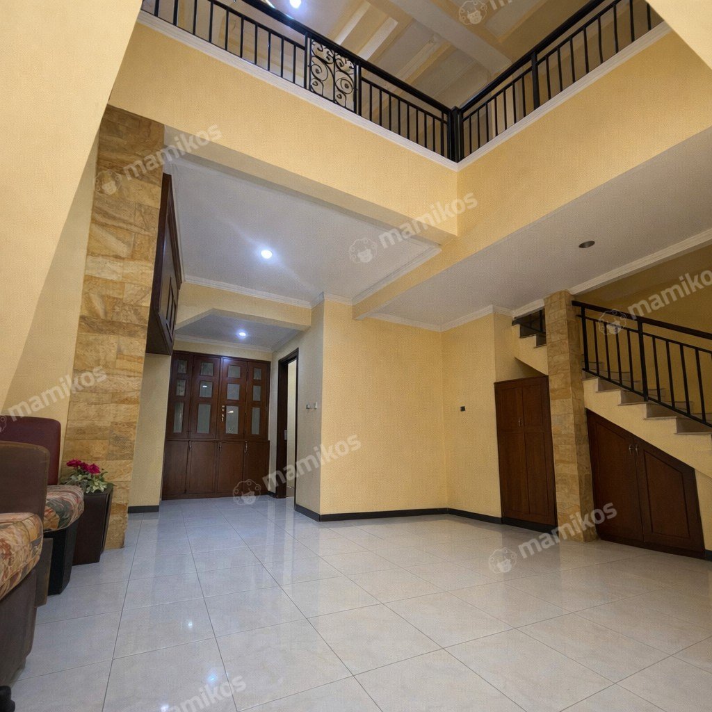 Rumah Sertifikat SHM 4 Kamar Tidur 3 Kamar Mandi Duren Sawit Jakarta Timur - Photo 2