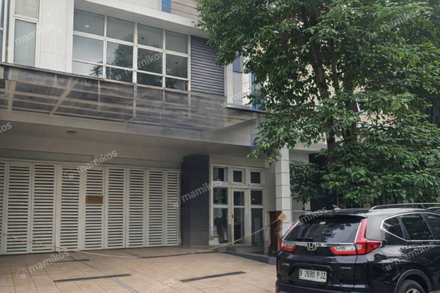 Rumah Sertifikat HGB 7 Kamar Tidur 4 Kamar Mandi Kelapa Gading Jakarta Utara