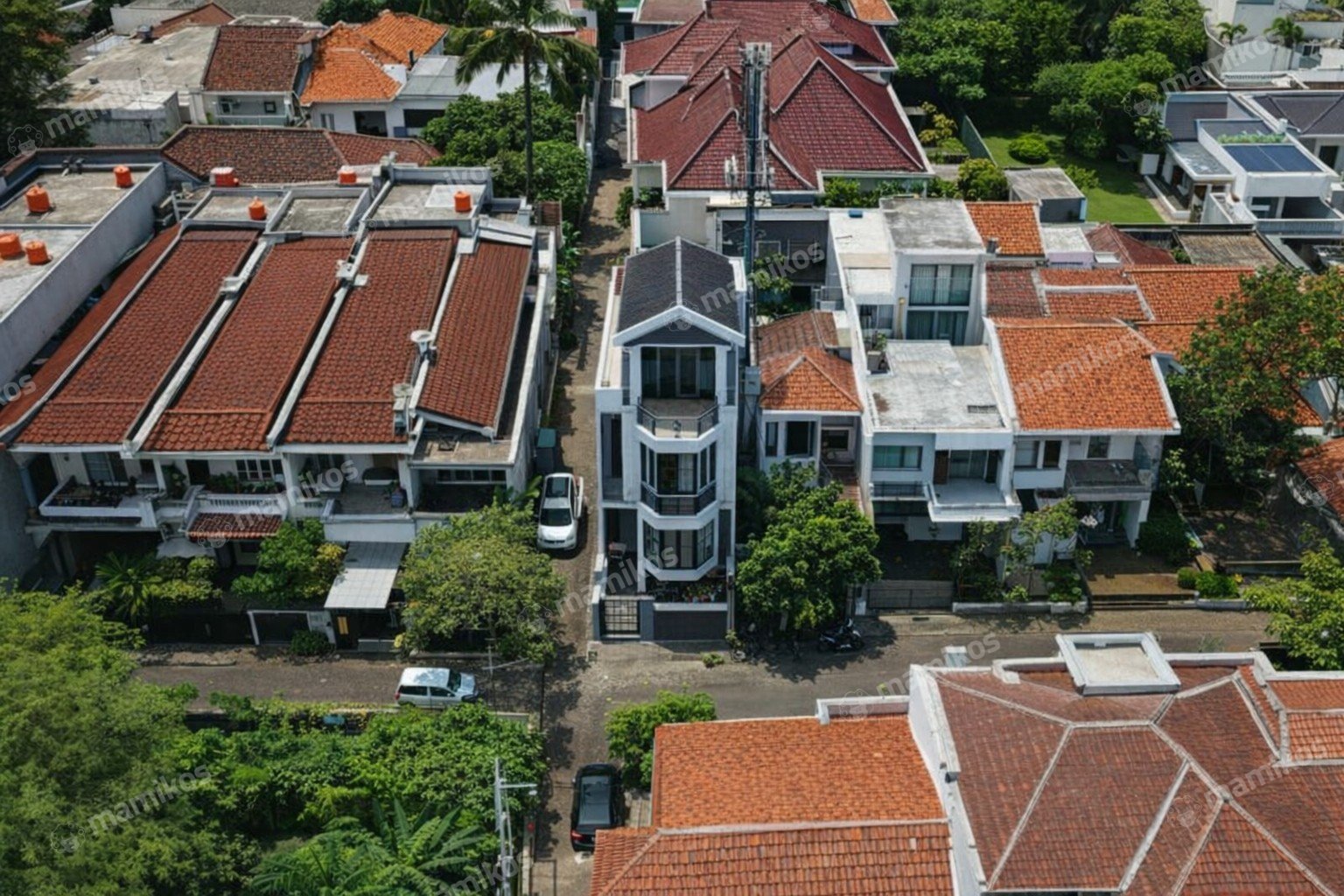 Rumah Sertifikat SHM 4 Kamar Tidur 4 Kamar Mandi Kemang Jakarta Selatan - Photo 3