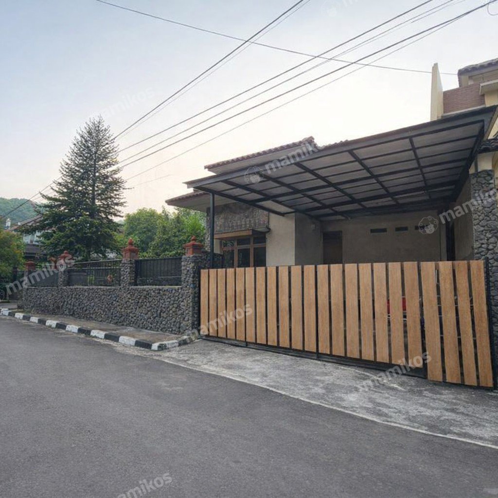 Rumah Sertifikat SHM 5 Kamar Tidur 4 Kamar Mandi Cibubur Jakarta Timur - Photo 2