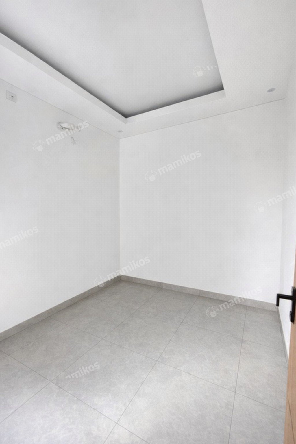 Rumah Sertifikat SHM 3 Kamar Tidur 3 Kamar Mandi Cinere Jakarta Selatan - Photo 2