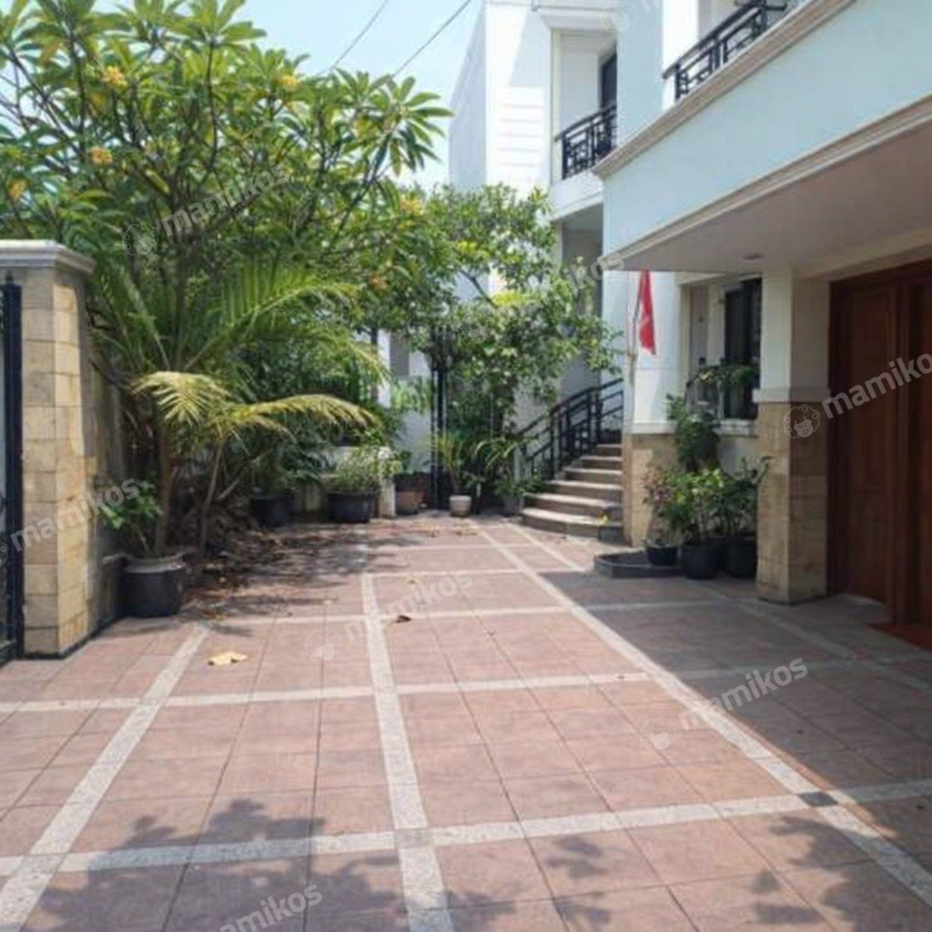 Rumah Sertifikat SHM 5 Kamar Tidur 5 Kamar Mandi Duren Sawit Jakarta Timur - Photo 2